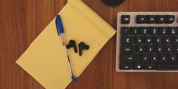 نونِ‌ نوشتن: راهنمای فوری‌فوتی درآمدزایی با نویسندگی