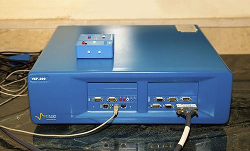 دستگاه طیف سنجی امپدانس الکتروشیمیایی