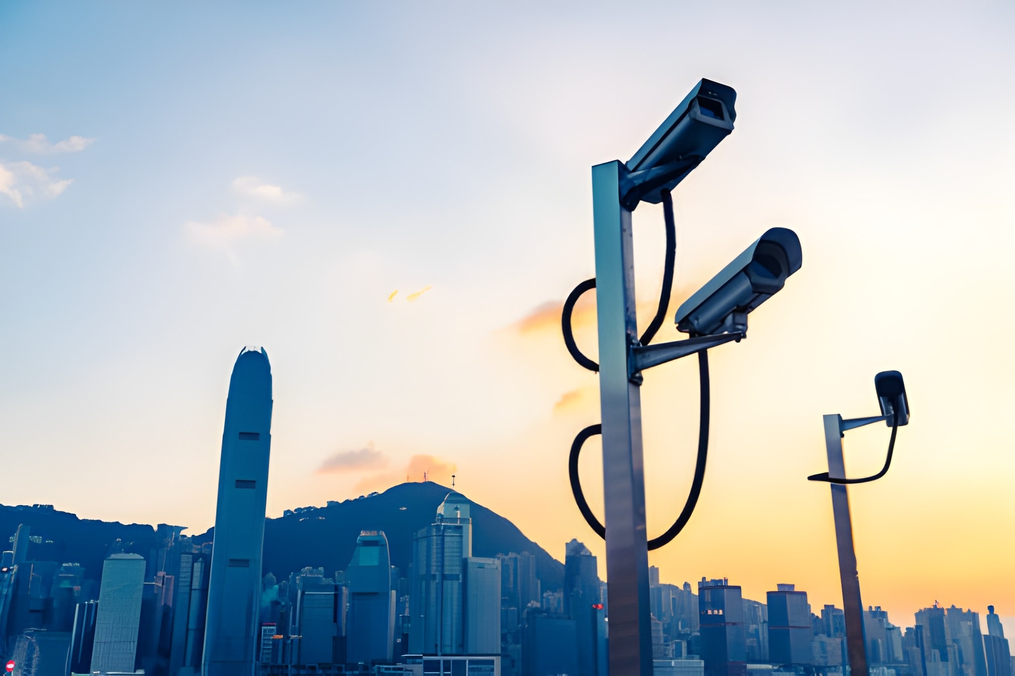 دکل دوربین ترافیکی و کمک به تردد شهری