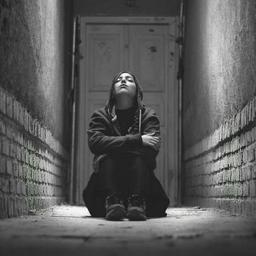 یکی صلای آشنا به رهگذر نمی زند