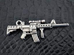 گردنبند اسلحه آمریکایی جنگی