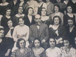 عکس های خندان از کجا آمدند؟