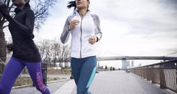 5 لباس ضروری برای ورزش در فضای باز