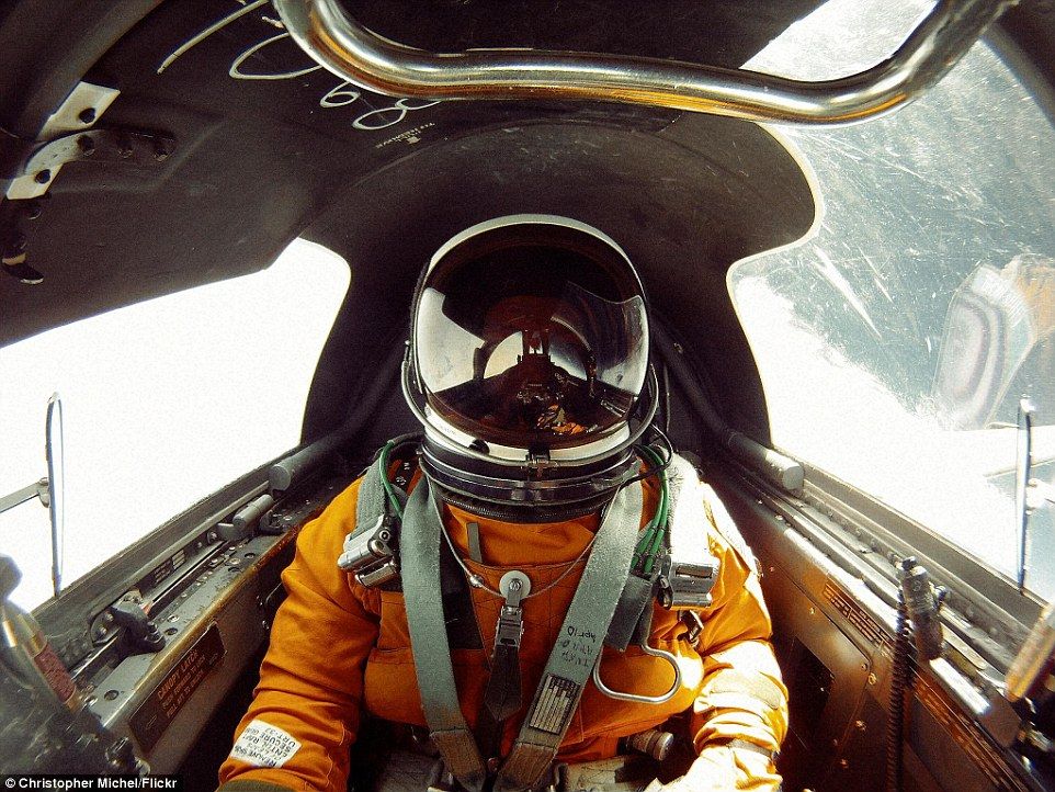 لباس خلبان U-2