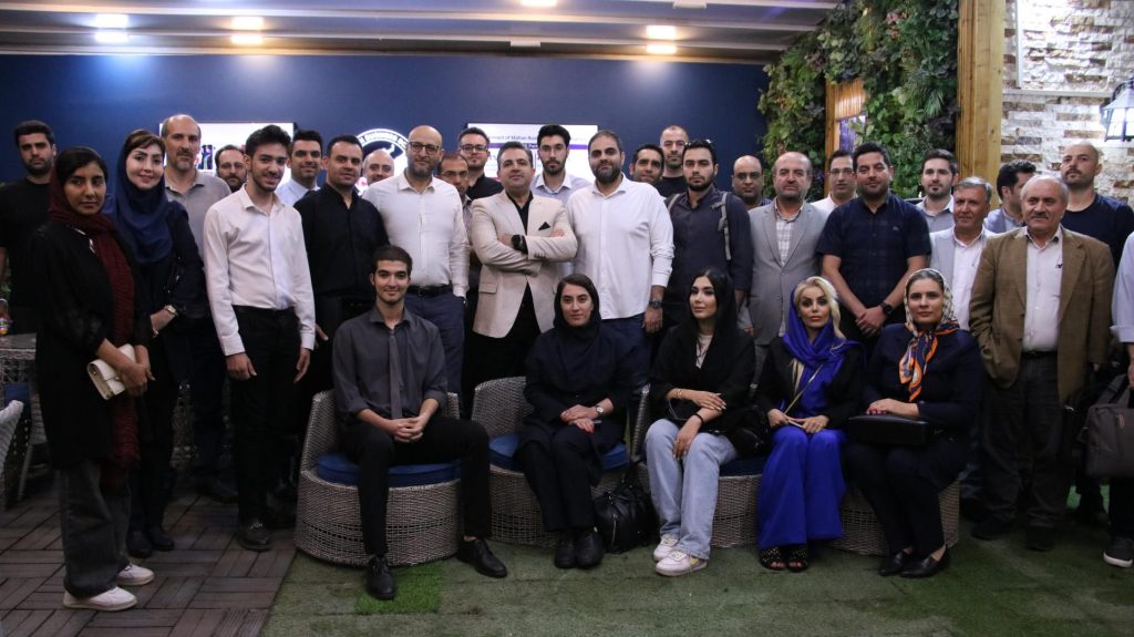 رویداد استارتاپ گرایند با حضور حامد ولی پور