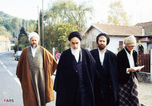 سفر به پاریس و شنیده شدن صدای انقلاب