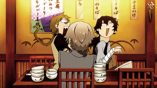 این همون انیمه سگ های ولگرد بانگو هست ک کمدی هم هست