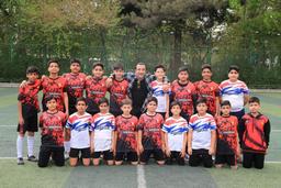 خداداد عزیزی، دوای هر مریضی!