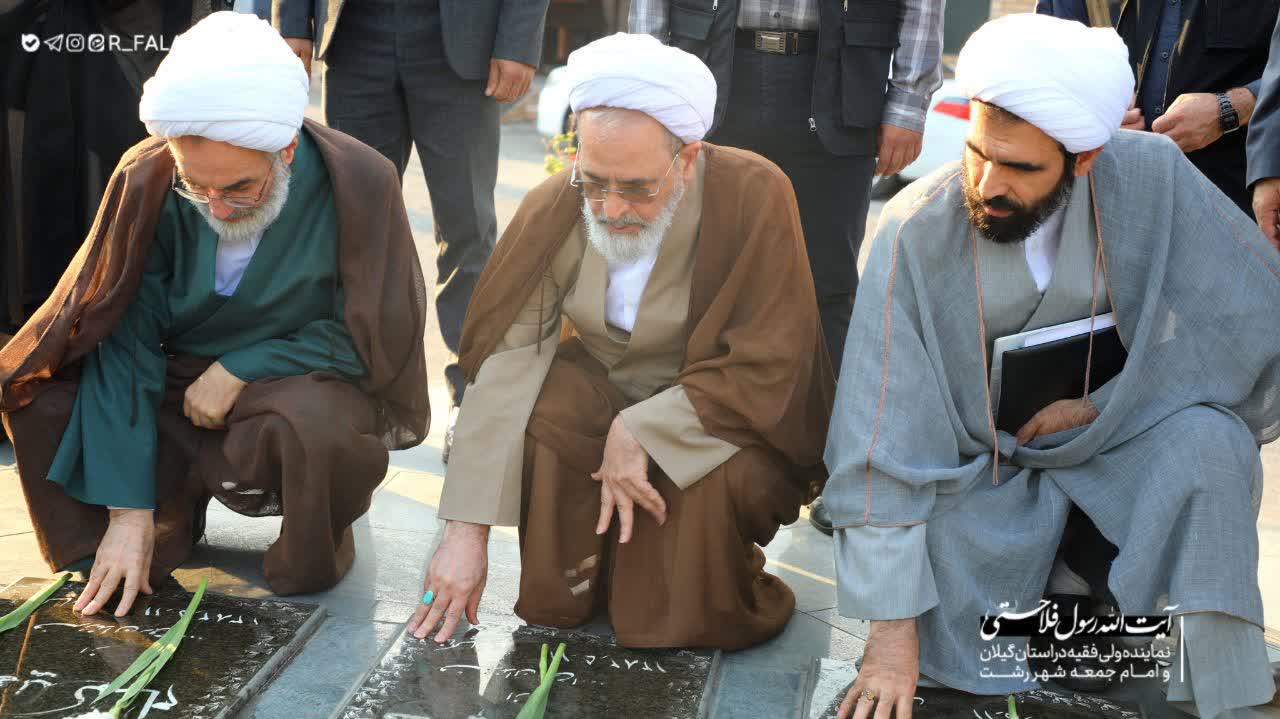 محمد امین نقدی.ایت الله اعرافی.ایت الله فلاحتی