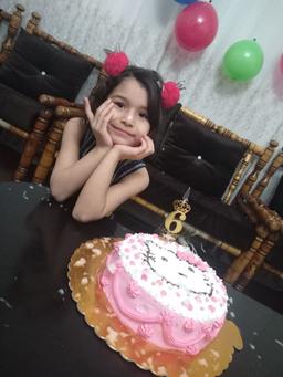 حال خوب من با شکلاتم??