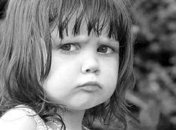 لطفا اخم کنید