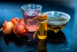 آیا می دانید پیاز یک داروی معجزه آسا برای رشد مو است؟