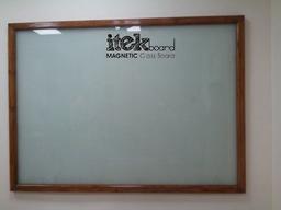 فریم MDF تخت وایت برد شیشه ای