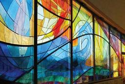 نقش شیشه رنگی در دکوراسیون داخلی