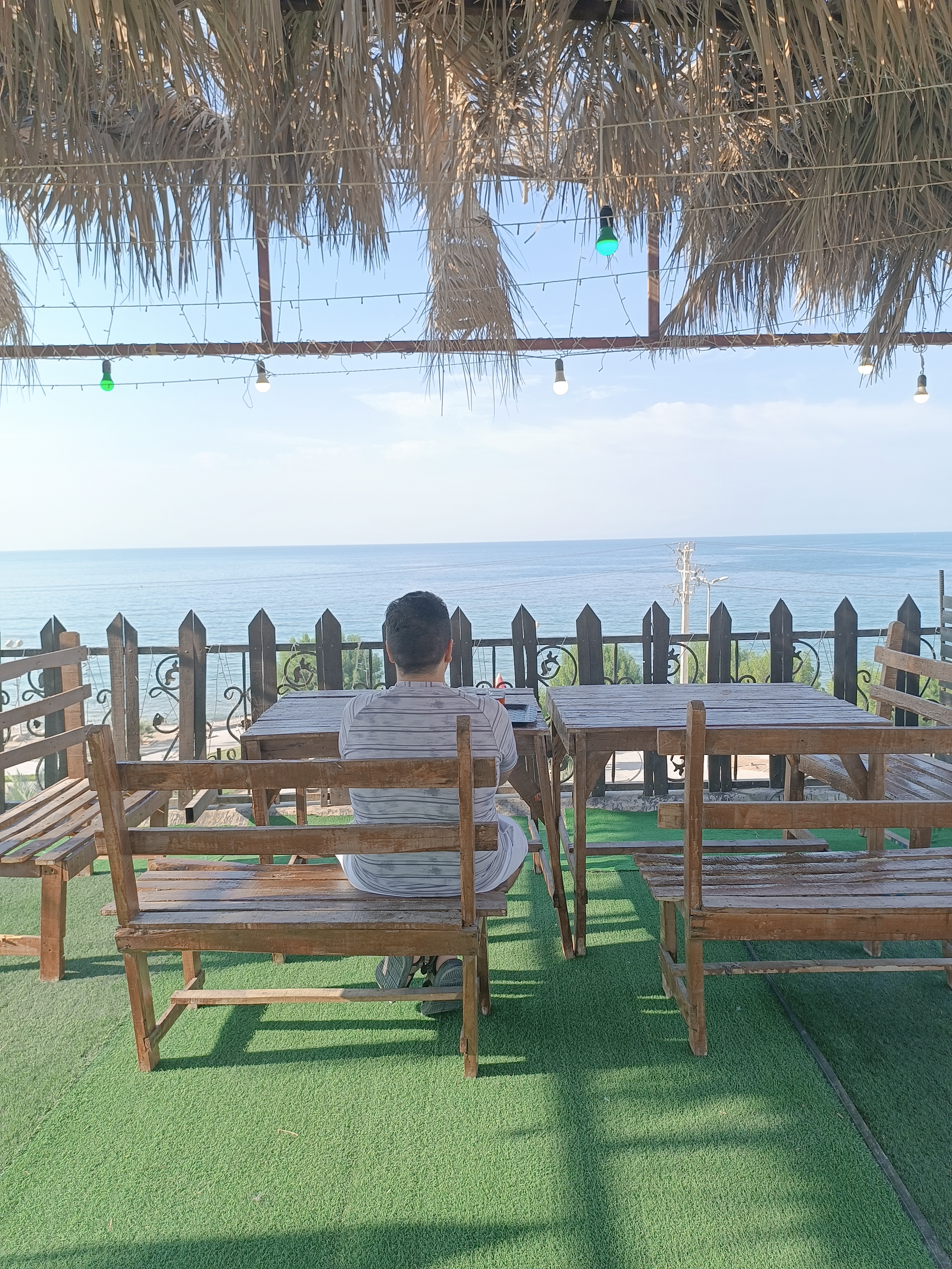 روف گاردن رو به دریا