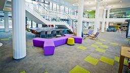 مزایای موکت اداری