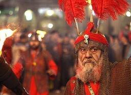 من  «حقیقت» را در زنجیر می بینم!