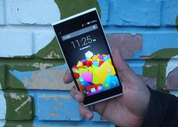 با گوشی دیمو S400،  گوشی ایرانی موجود در بازار ایران آشنا شوید