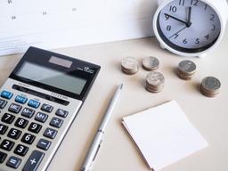 ویرگول، بهره و سود مرکب چیست و چطور محاسبه می‌شود؟