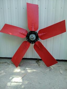 پروانه کولینگ تاور