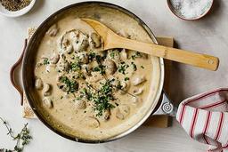 طرز تهیه سس قارچ و هات داگ با طعم بی نظیر