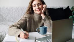 برنامه نویسی ، شغلی عالی برای بانوانان ؟