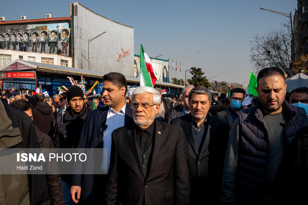 حضور دکتر محمدرضا عارف معاون اول رئیس جمهور در جمع مردم -تهران 22دی 1404