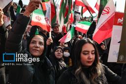 امروز تهران چه خبر بود؟ | راهپیمایی گسترده در قلب تهران